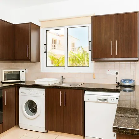 Icarus In The Heart Of *