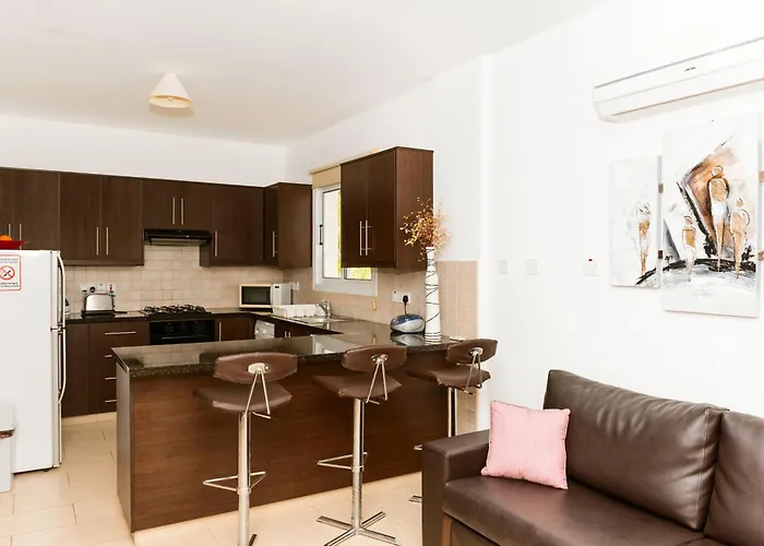 Icarus In The Heart Of * Protaras